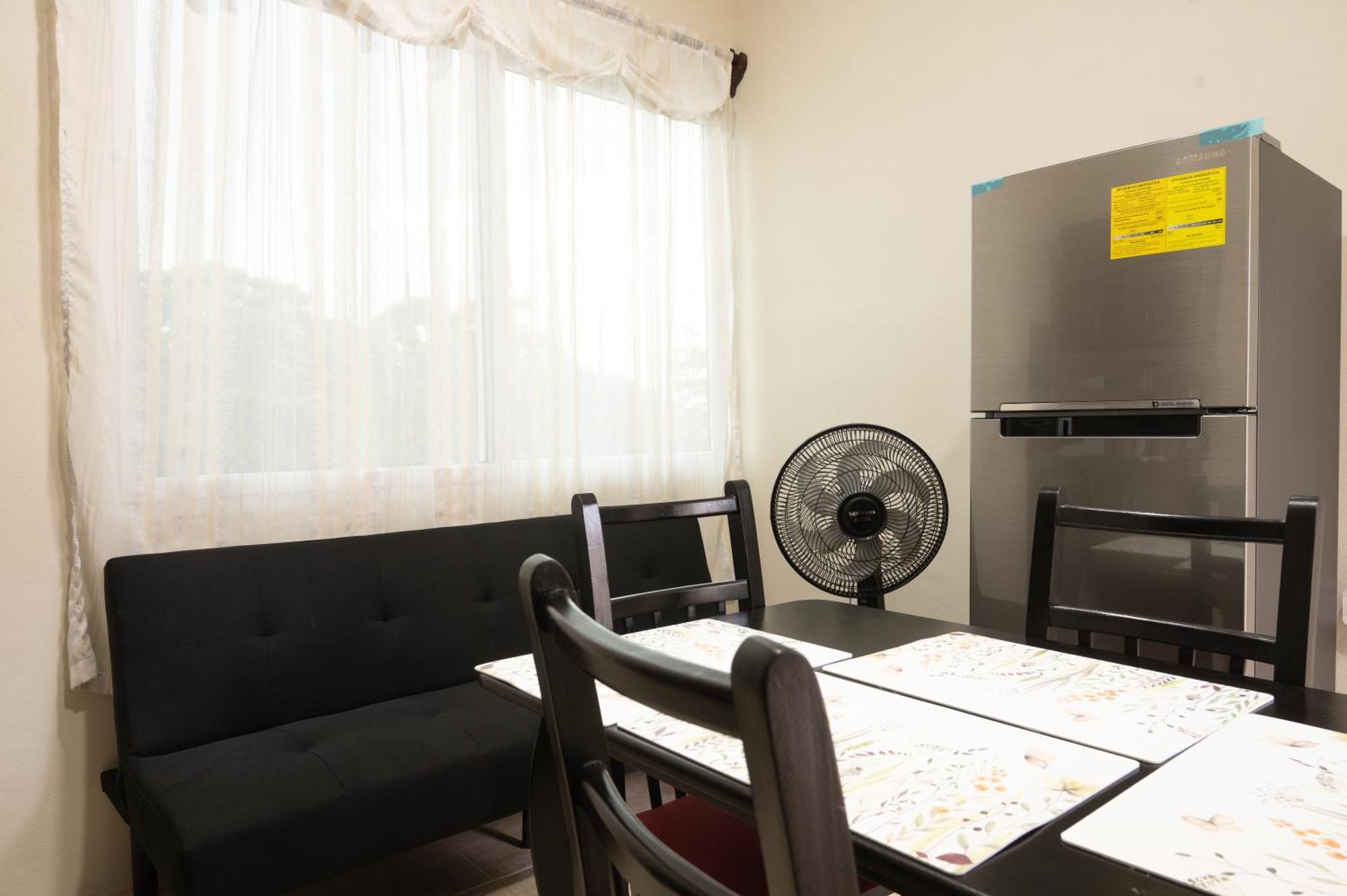 Apartment 1 Petenchel, Por Aeropuerto Peten