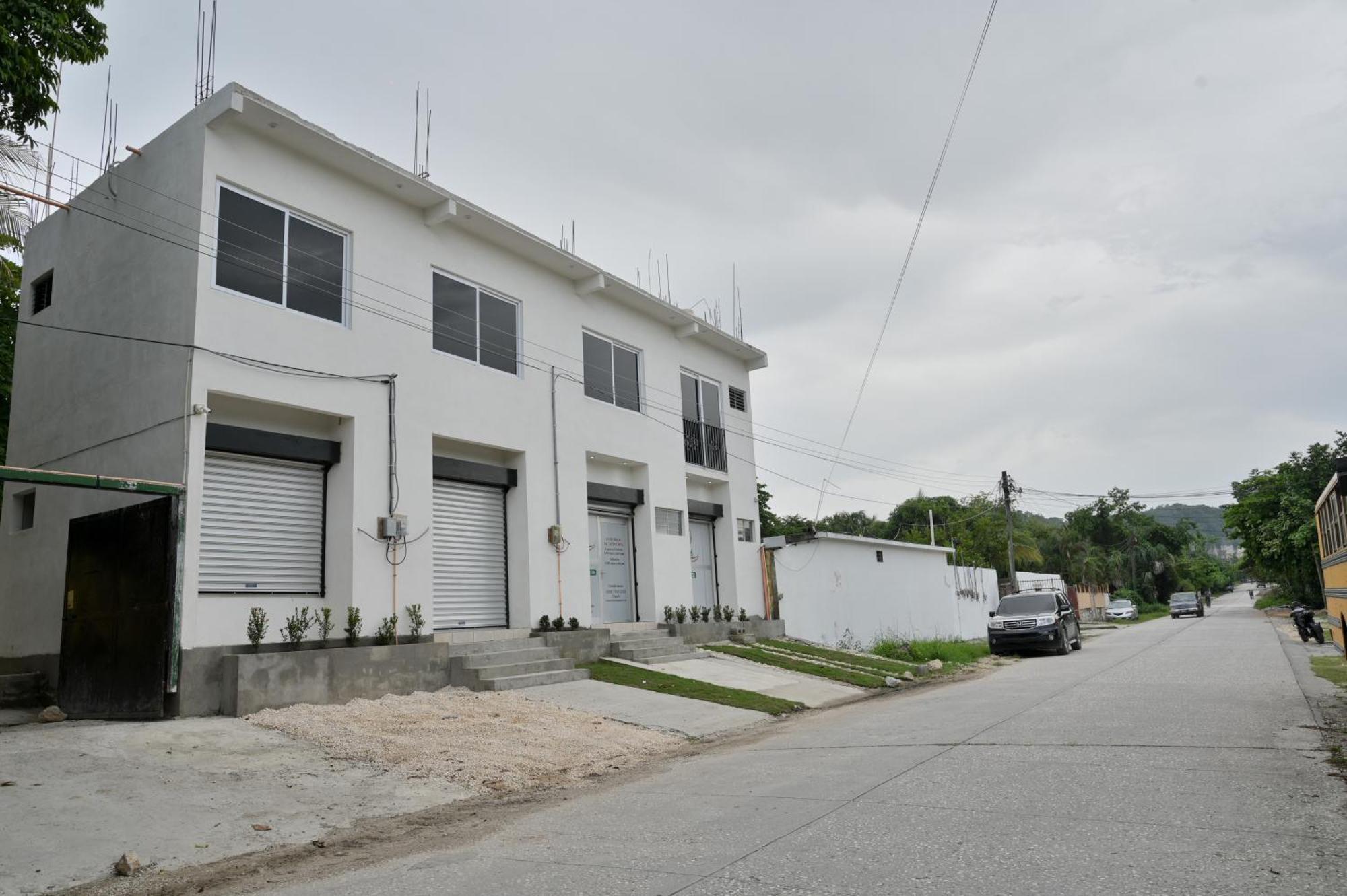 Apartment 1 Petenchel, Por Aeropuerto Peten Flores